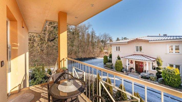 Balkon/Eingangsbereich Einliegerwohnung im Obergeschoss