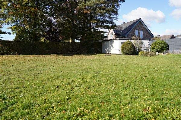 ca. 850 m² großes Grundstück