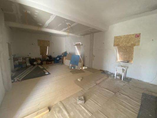 Kreta, Maleme: Unvollendetes Haus mit Meerblick zum Verkauf