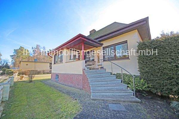 Hausansicht / Hauseingang