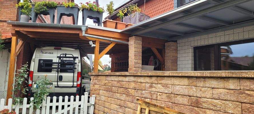 Blick auf Carport.jpg