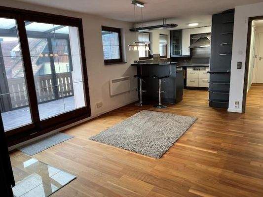 Zugang zum Wintergarten, Küche mit Essbar