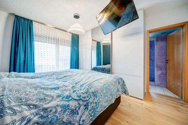 Hauptwohnung - Schlafzimmer