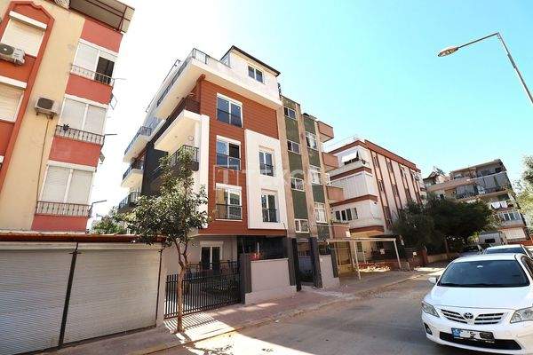 Flats Close to Social Facilities and Tram in Antalya Kepez