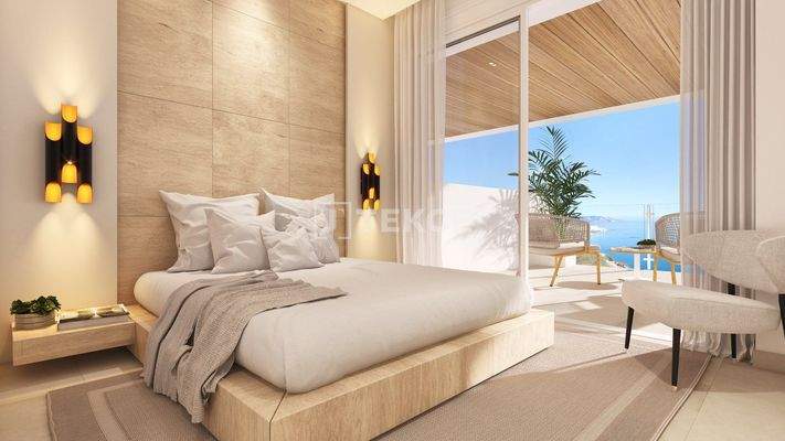 Flats with Large Terraces and Sea Views in Torrox Costa