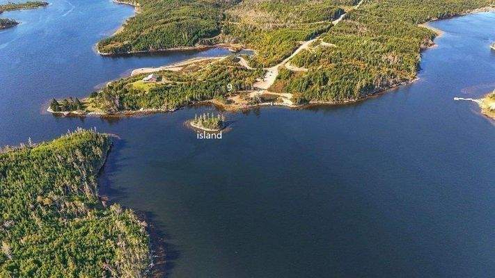 Blick auf Lot 9, Insel und Parzellierung