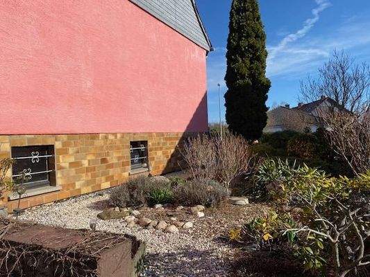 Grundstück hinterm Haus