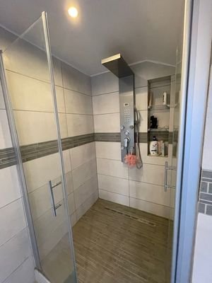 Alles ist groß