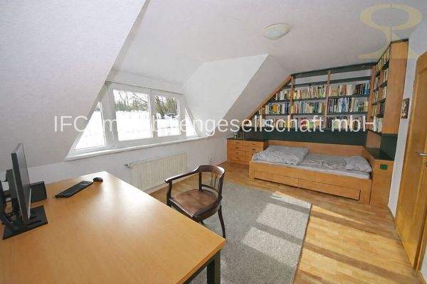 Kinderzimmer 2 im DG