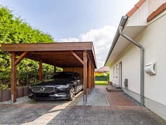 Carport / Schuppen