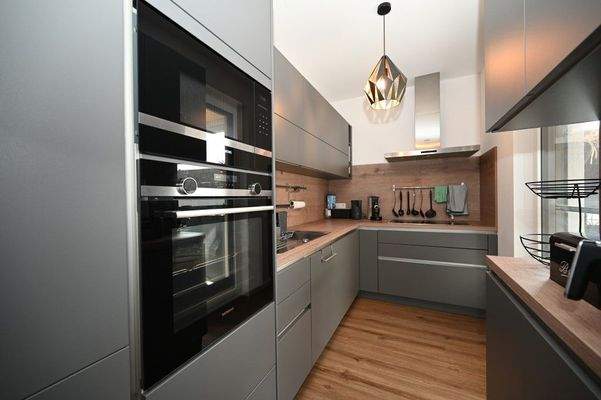 Stilvolle EBK inklusive