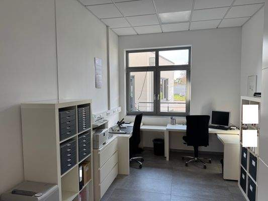 Büro 1