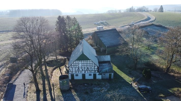 Drohnenansicht Bauernhaus
