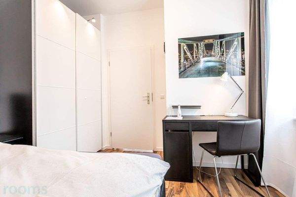 Blick zur Zimmertür