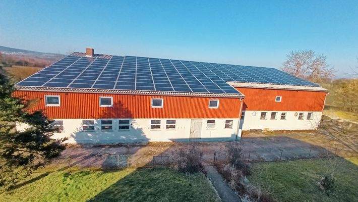 Scheune mit PV