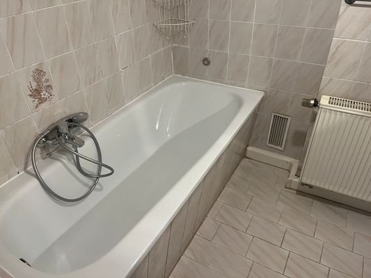 ...mit Badewanne