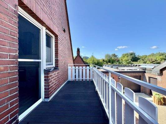 Balkon (an der Küche)