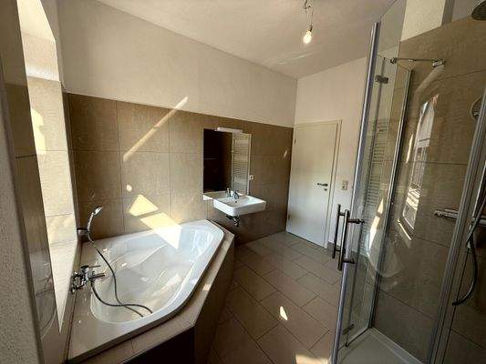 Badezimmer Bild 3.jpg