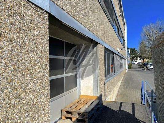 INFOS UNTER: 06171-586000