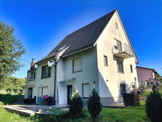 Südostansicht des Hauses (Gartenseite zum Wald)