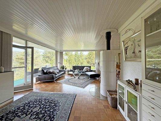 Wohnbereich mit Zugang Balkon