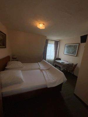 Gästezimmer Bild 7.jpeg