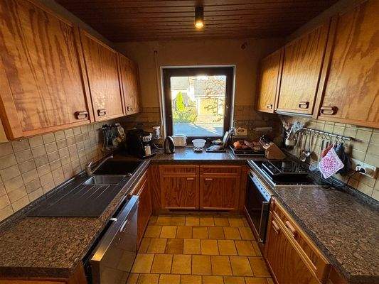 20251106_140208693_iOS