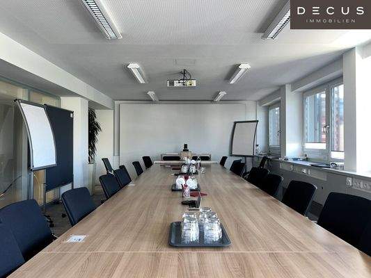 4. OG - Besprechungsraum oder Großraumbüro