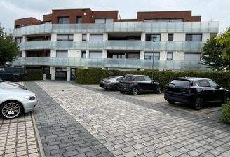 Westliche Gebäudeansicht