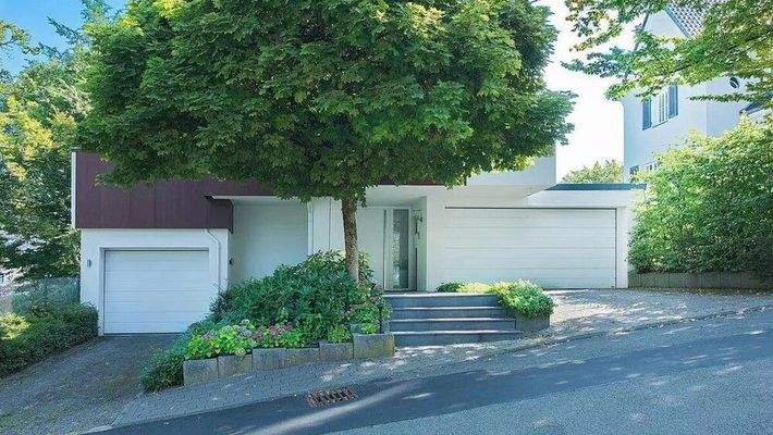 4a1012f8-4ad1-4c8f-bab6-6f8d576f618d