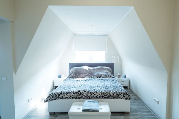 Schlafzimmer 2.OG Vorderhaus
