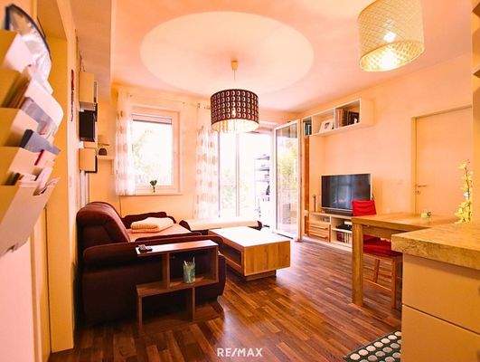 Wohnzimmer Ansicht 1