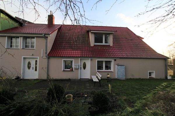 Außenansicht Front rechts