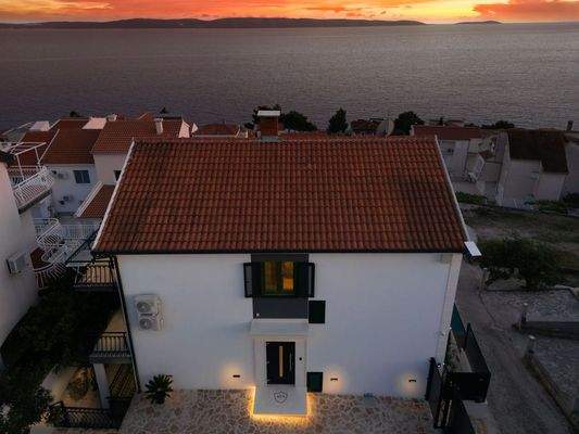 Erhöhte, ruhige Lage mit Privatsphäre