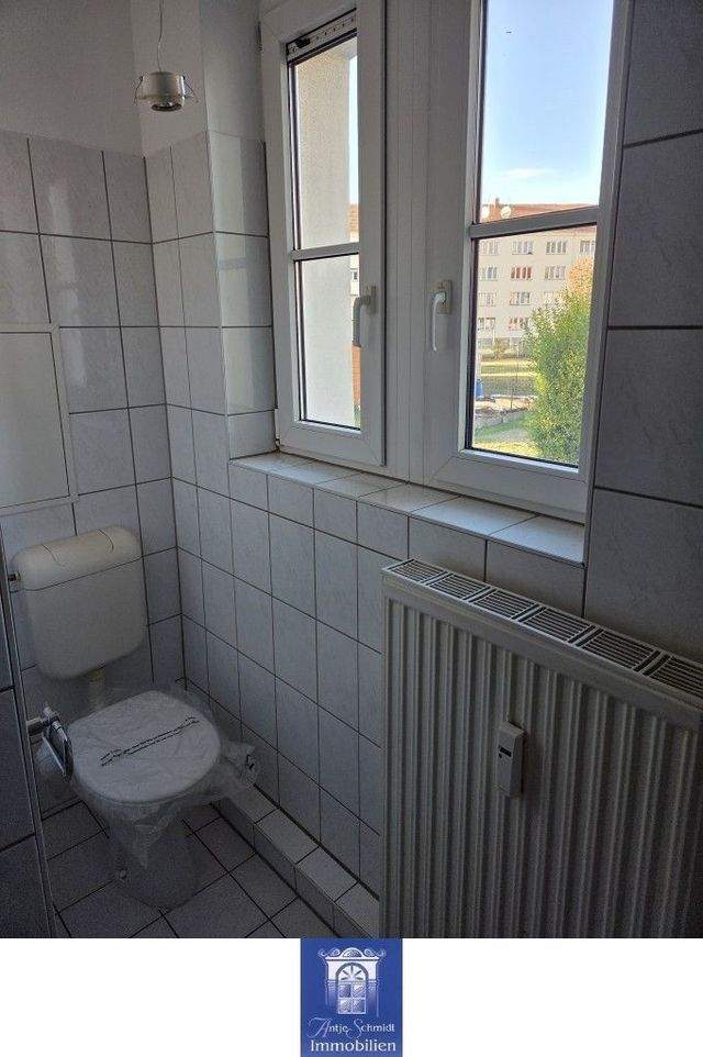 Ihr neuer Lieblingsplatz mit gemütlicher Wohnküche, Tageslichtbad und Ankleide! - Photo 3
