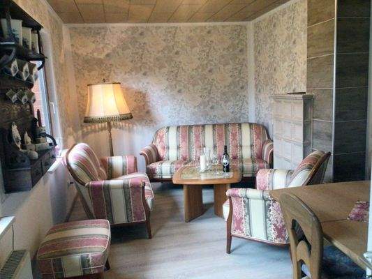 Nebengebäude Kaminzimmer