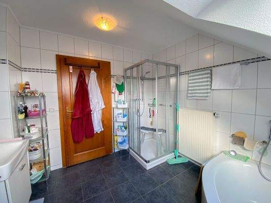 Badezimmer DG
