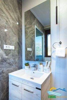 Kreta, Plaka: Luxusvilla mit besonderer Qualität und atemberaubendem Meerblick zu verkaufen