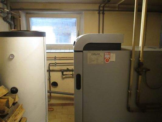 Heizraum hinter der Waschküche.JPG