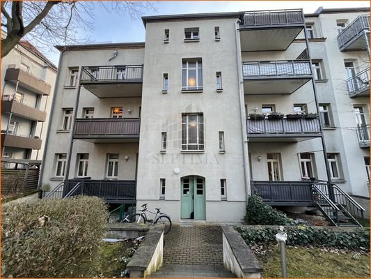 Haus hofseitig