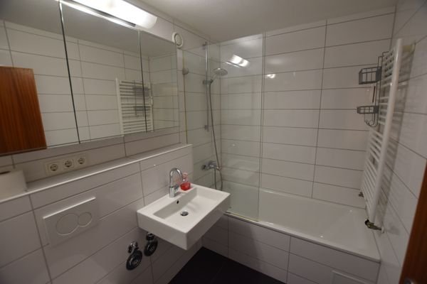 Bad mit Toilette