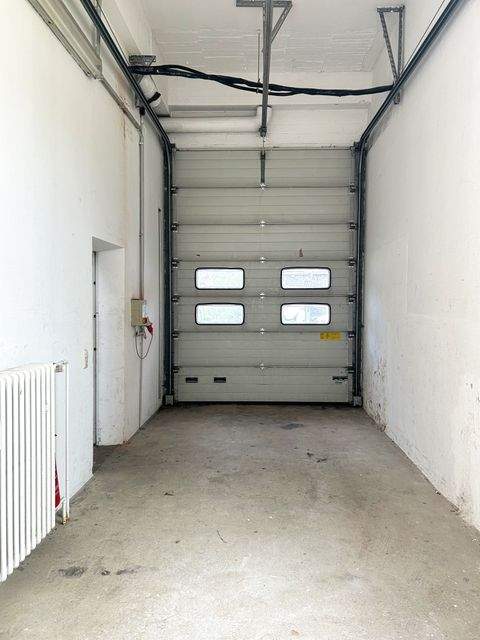 Bochum Garage, Bochum Stellplatz