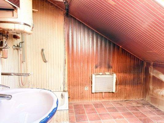 Badezimmer - Dachgeschoss