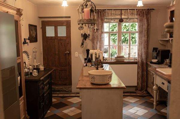 EG- Blick in Küche (1)