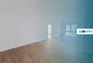 Ansicht I: Wohnzimmer und Essbereich mit offener Küche