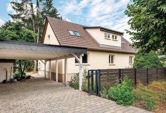 Hausansicht Strasse