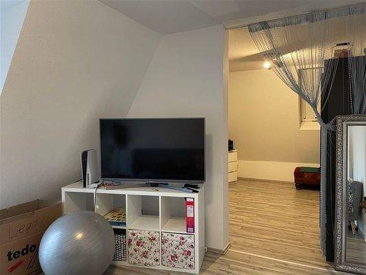 Zimmer DG räumlich aufteilbar