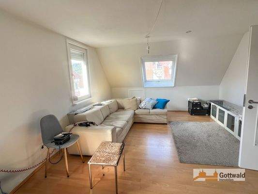 DG: großzügiger Wohn- Essbereich