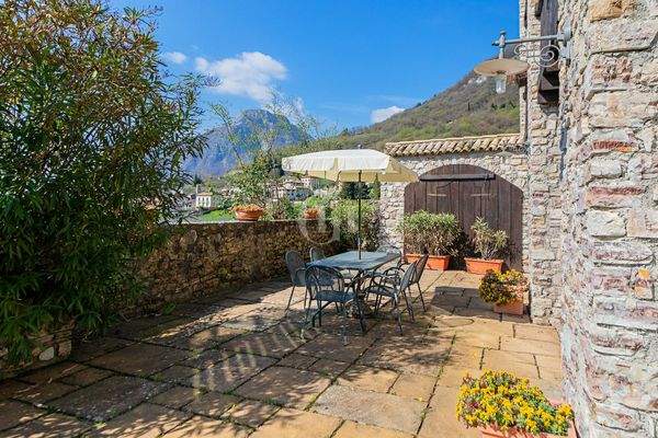 Terrazzo appartamento 2