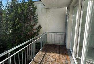 Balkon  mit Zugang Wohnzimmer